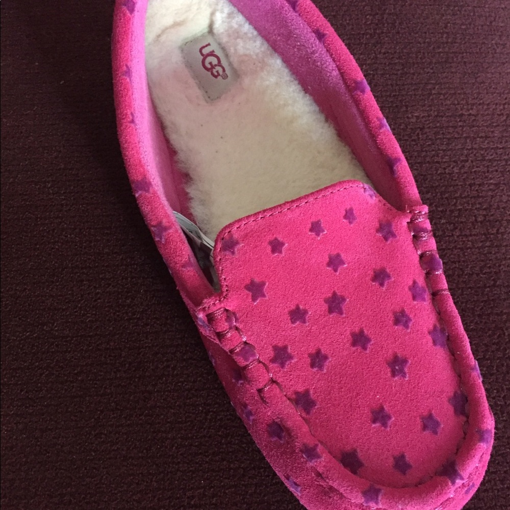 Uggs slippers